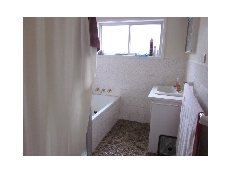 42 Park Avenue, Helensburgh NSW 2508