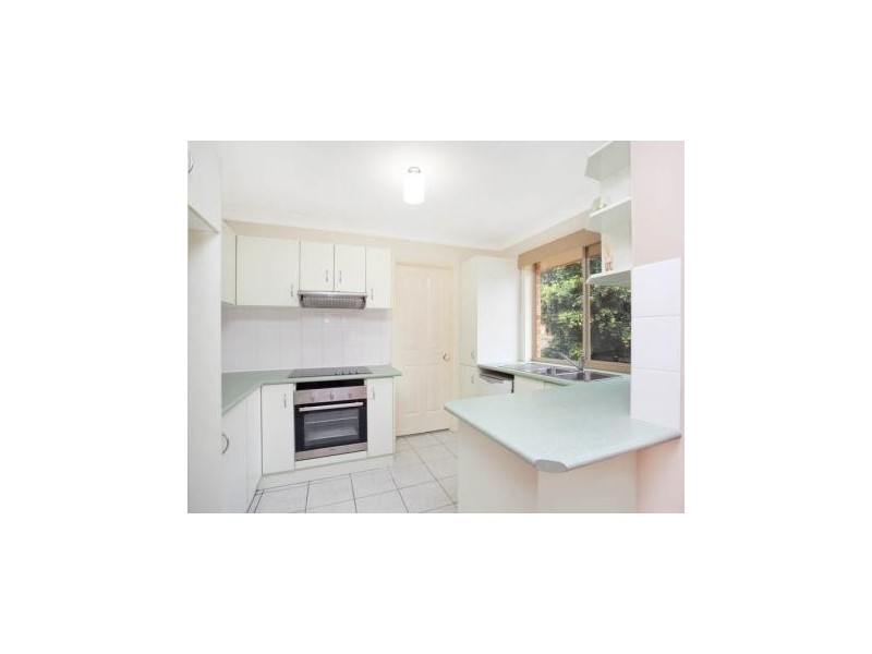 2/35 Stuart Street, Helensburgh NSW 2508