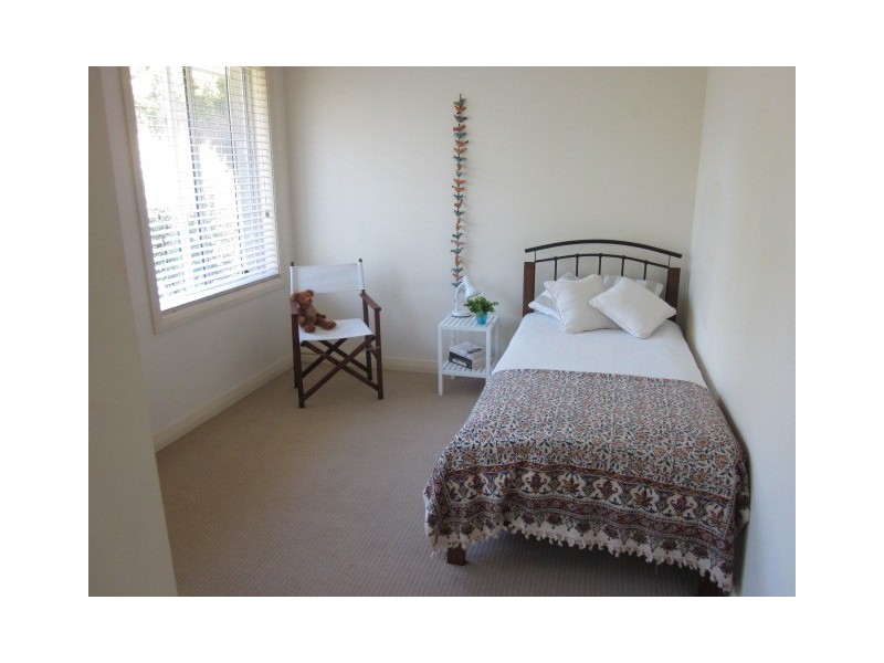 1/13 Bean Street, Thirroul NSW 2515