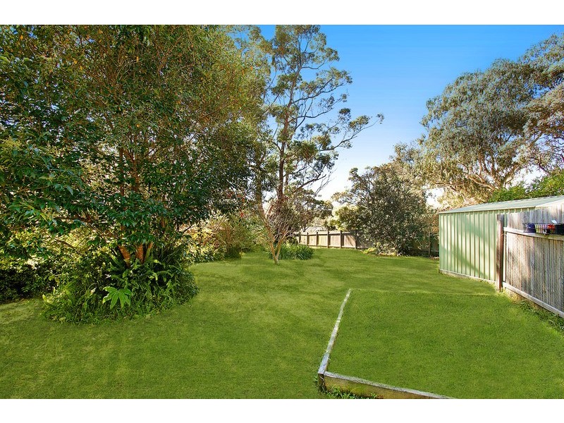 11 Rosebery Street, Heathcote NSW 2233