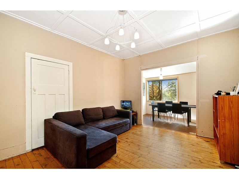 11 Rosebery Street, Heathcote NSW 2233