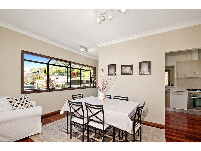 10 Tobruk Avenue, Engadine NSW 2233