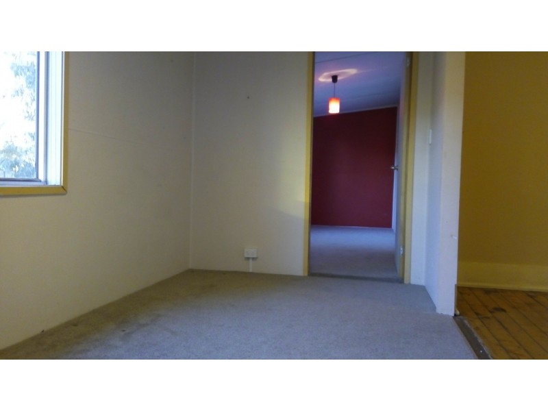 11 Rosebery Street, Heathcote NSW 2233