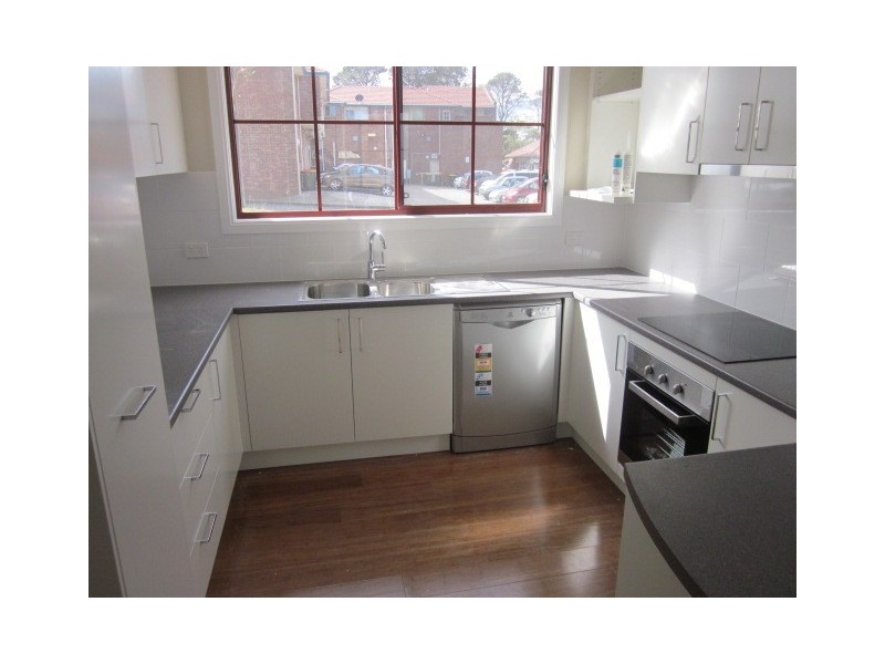 3 Stuart Street, Helensburgh NSW 2508