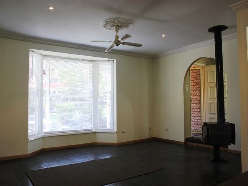 25 Lunar Avenue, Heathcote NSW 2233