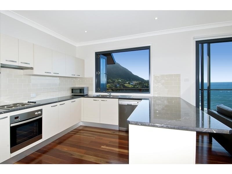 369 Lawrence Hargrave Dr, Scarborough NSW 2515