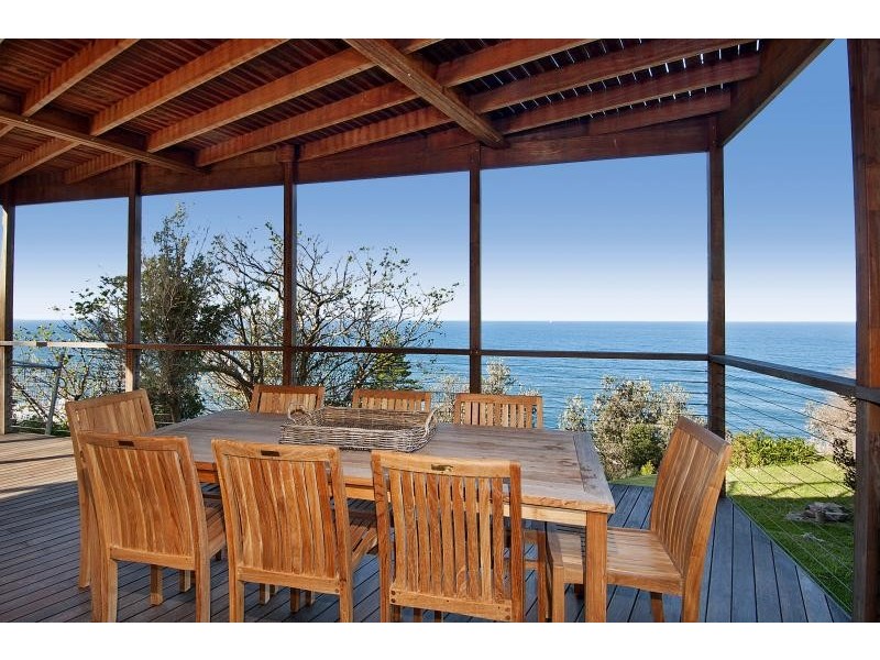 369 Lawrence Hargrave Dr, Scarborough NSW 2515