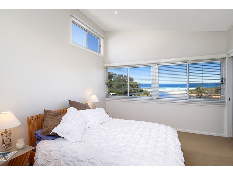 20 Seaview Crescent, Stanwell Park NSW 2508