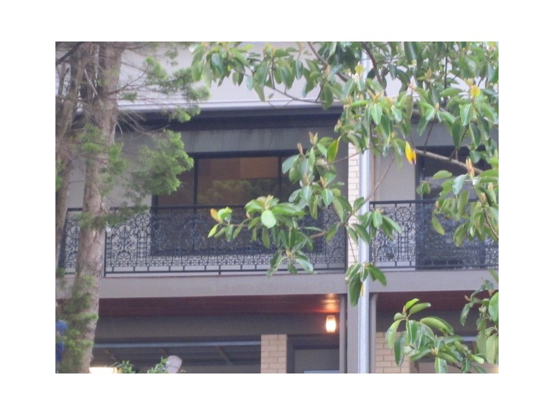 96 Parkes Street, Helensburgh NSW 2508