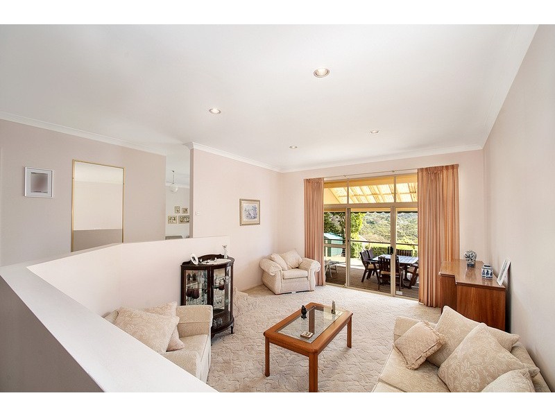 33 Gardiner Place, Helensburgh NSW 2508