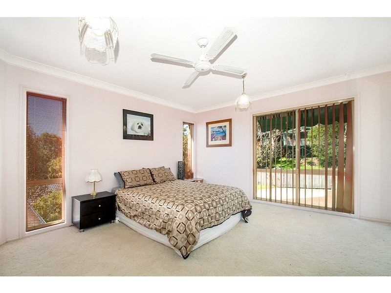 33 Gardiner Place, Helensburgh NSW 2508