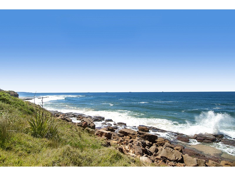 633 Lawrence Hargrave Dr, Wombarra NSW 2515