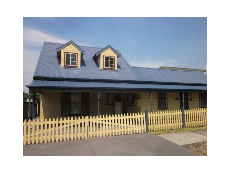 147 Parkes Street, Helensburgh NSW 2508