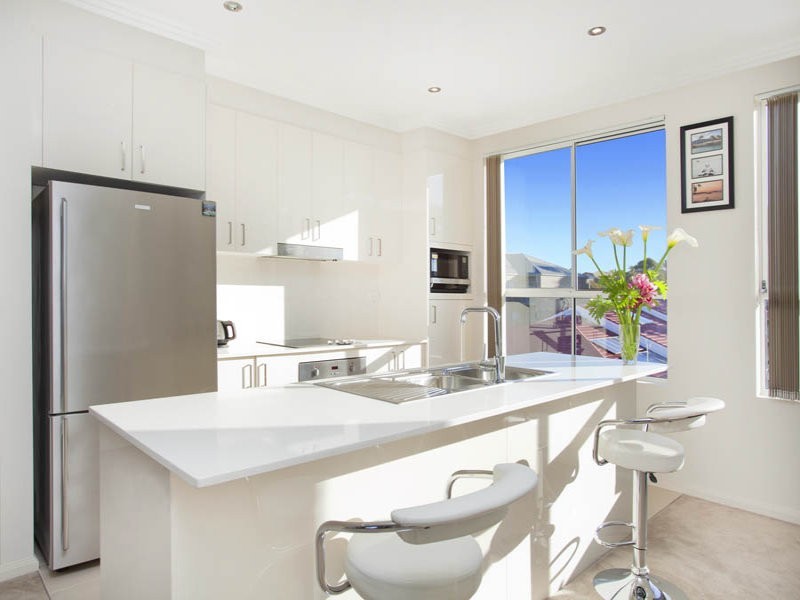 19/20-22 Walker Street, Helensburgh NSW 2508