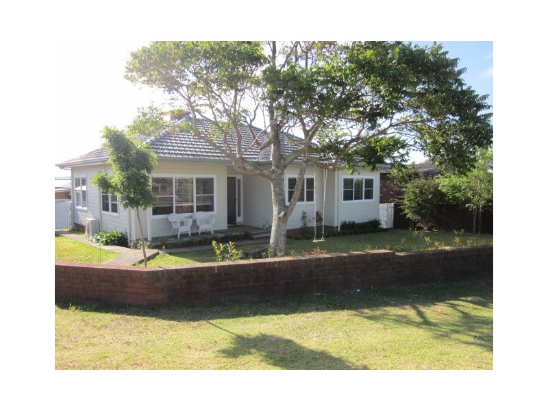 154 Parkes Street, Helensburgh NSW 2508