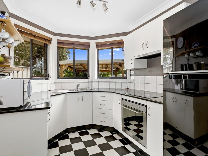 1/145 Parkes Street, Helensburgh NSW 2508
