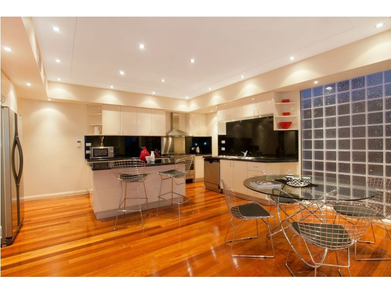 2J Mountain Road, Austinmer NSW 2515