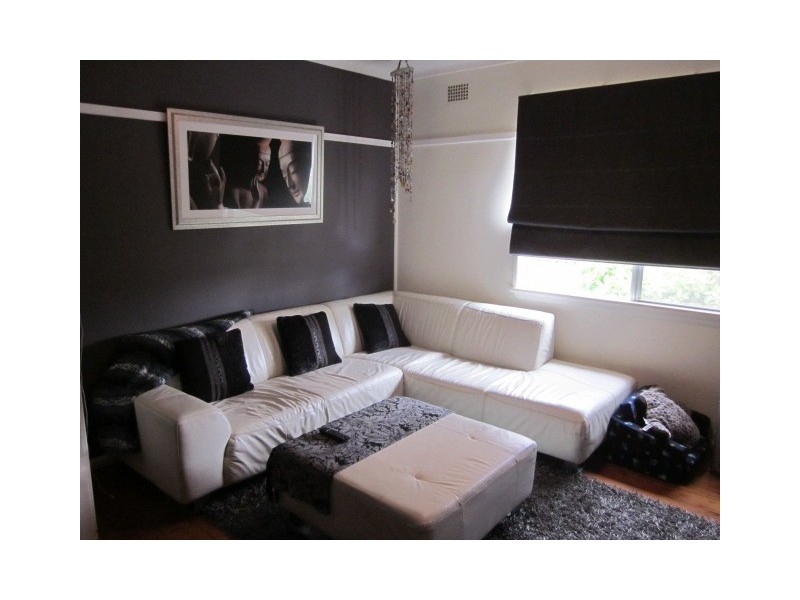 144 Parkes Street, Helensburgh NSW 2508