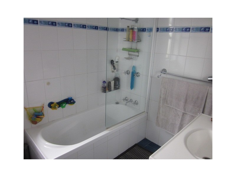 144 Parkes Street, Helensburgh NSW 2508