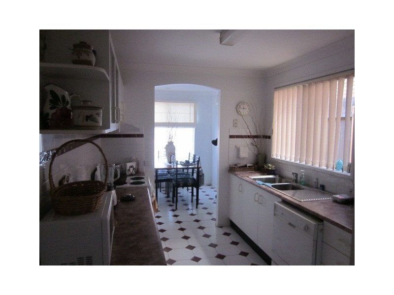 238 lawrence hargrave drive, Thirroul NSW 2515