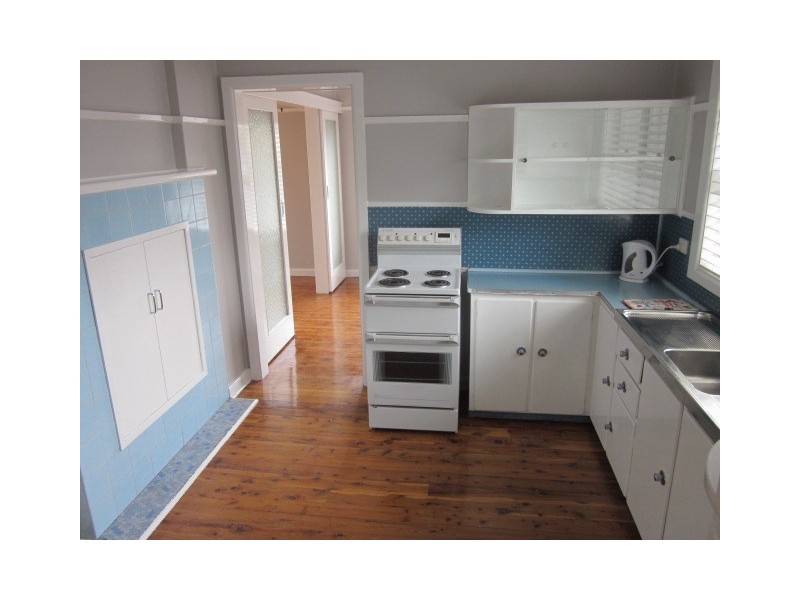 154 Parkes Street, Helensburgh NSW 2508