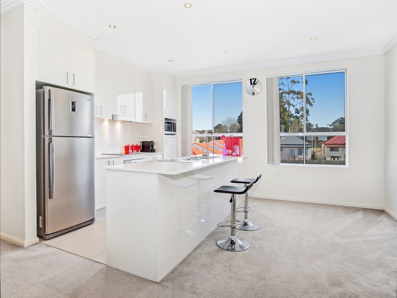 19/20 Walker Street, Helensburgh NSW 2508