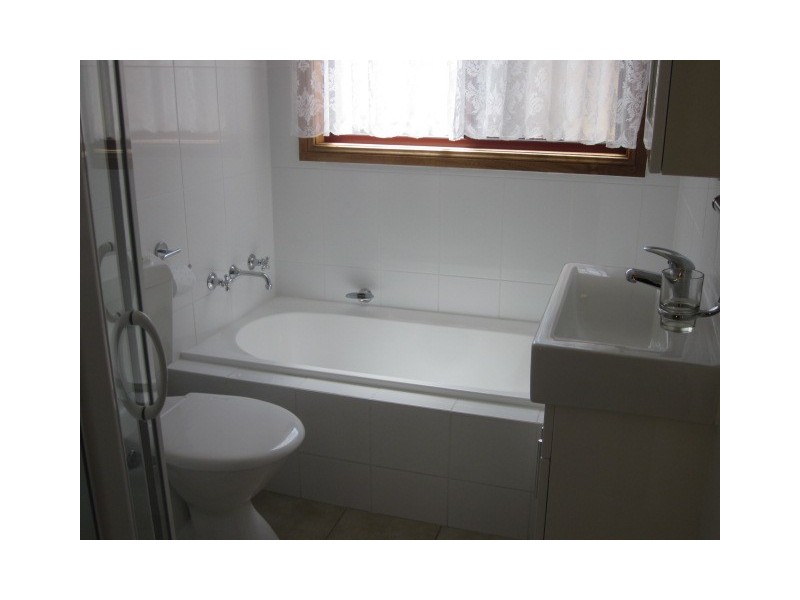 72 Parkes Street, Helensburgh NSW 2508