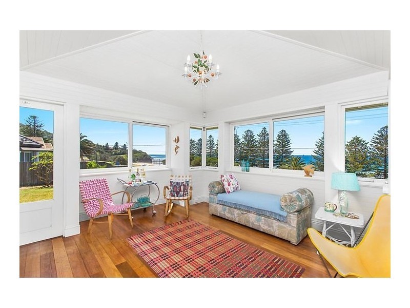 57 Squires Crescent, Coledale NSW 2515