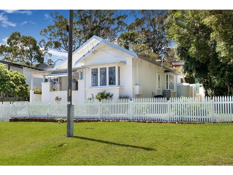12 Foster Street, Helensburgh NSW 2508