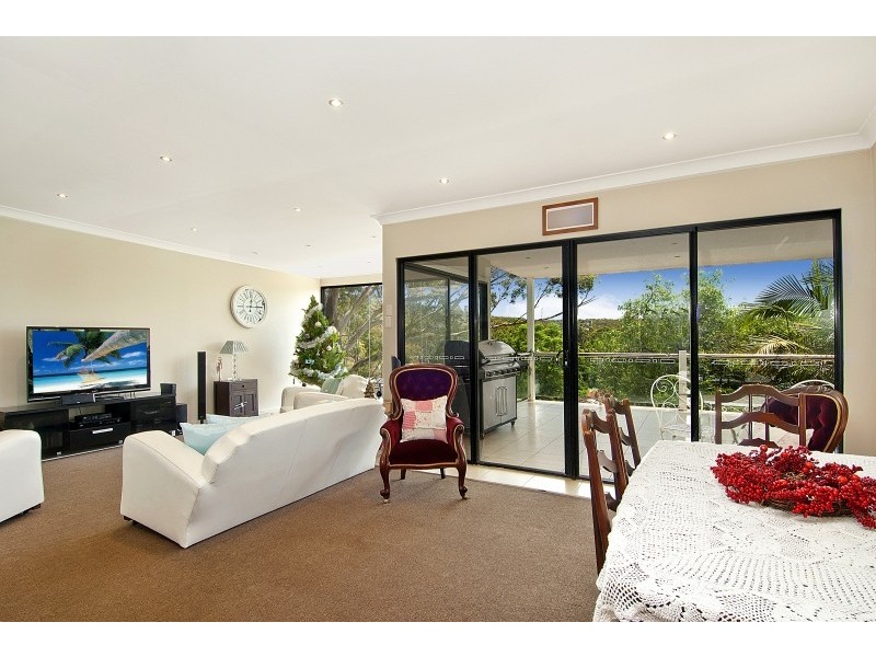 93 The Crescent, Helensburgh NSW 2508