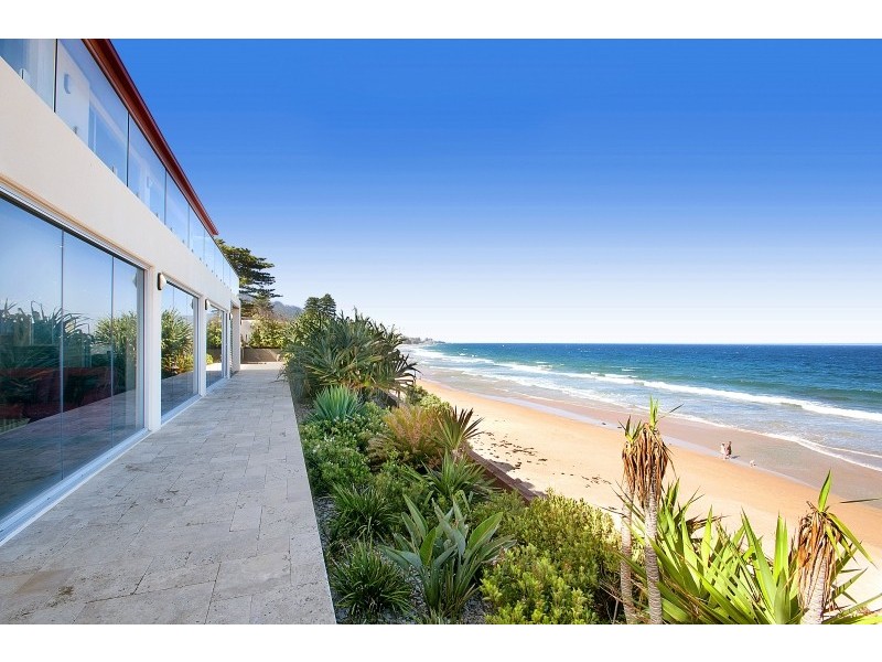 2 Corbett Avenue, Thirroul NSW 2515