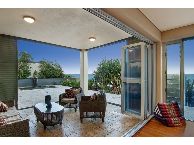 2 Corbett Avenue, Thirroul NSW 2515