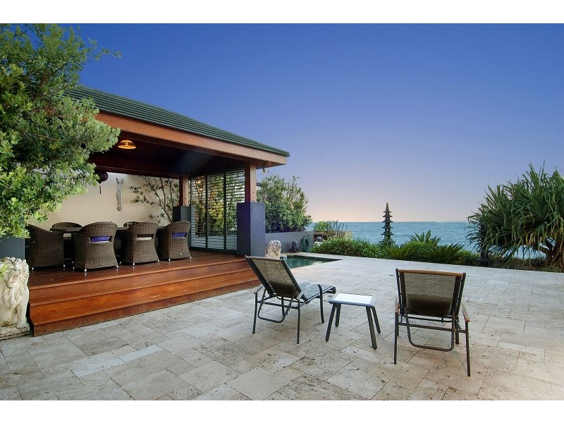 2 Corbett Avenue, Thirroul NSW 2515