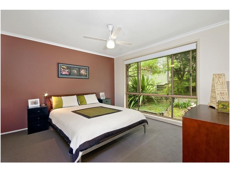 17 Chadwick Grove, Helensburgh NSW 2508