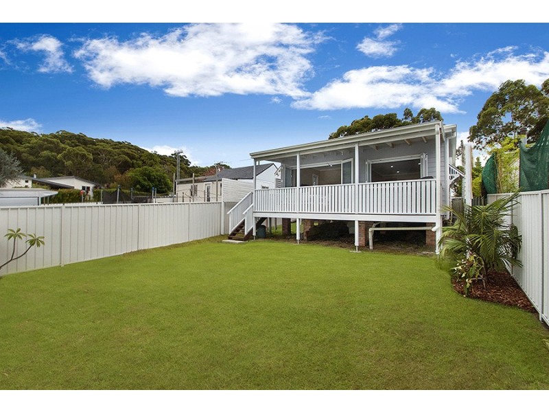 6 Fletcher Street, Helensburgh NSW 2508