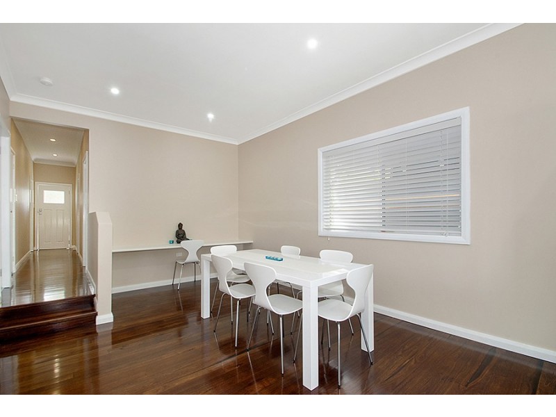 6 Fletcher Street, Helensburgh NSW 2508