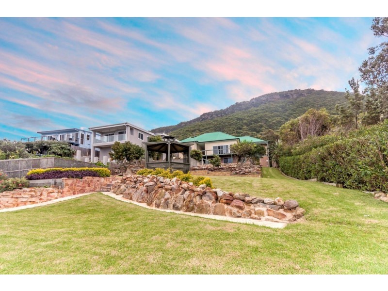 213 Lawrence Hargrave Drive, Coalcliff NSW 2508