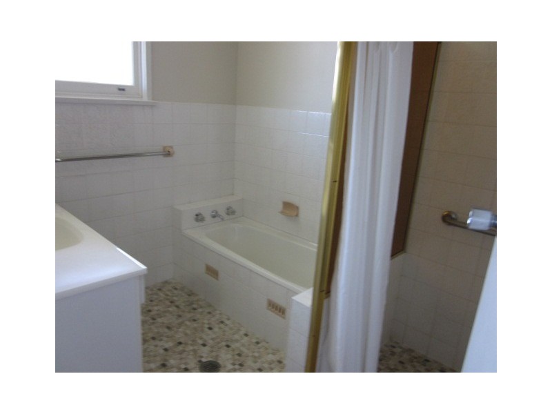 5 Stephen Road, Engadine NSW 2233