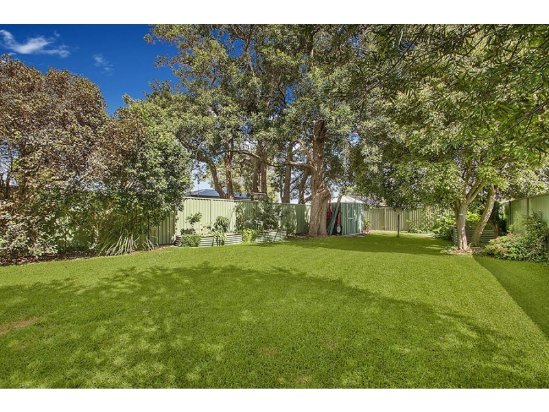 13 Rosebery Street, Heathcote NSW 2233