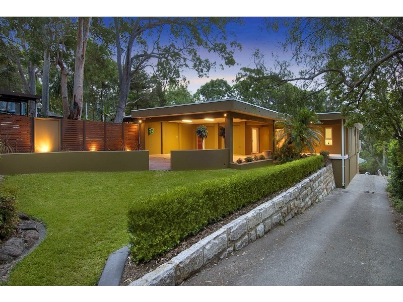 850 Henry Lawson Drive, Picnic Point NSW 2213