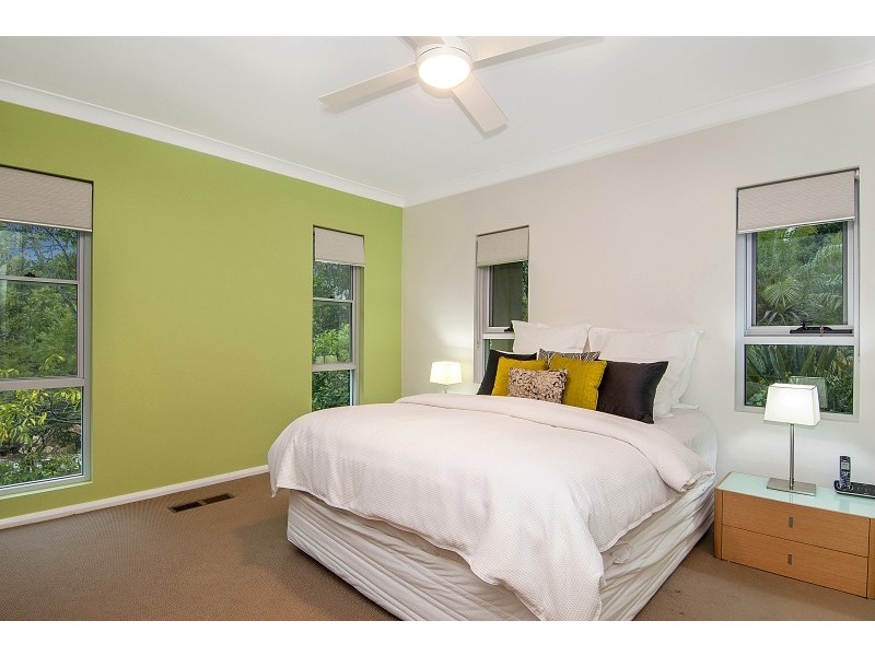 850 Henry Lawson Drive, Picnic Point NSW 2213