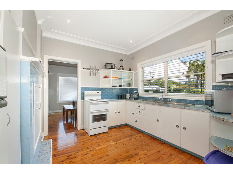 154 Parkes Street, Helensburgh NSW 2508