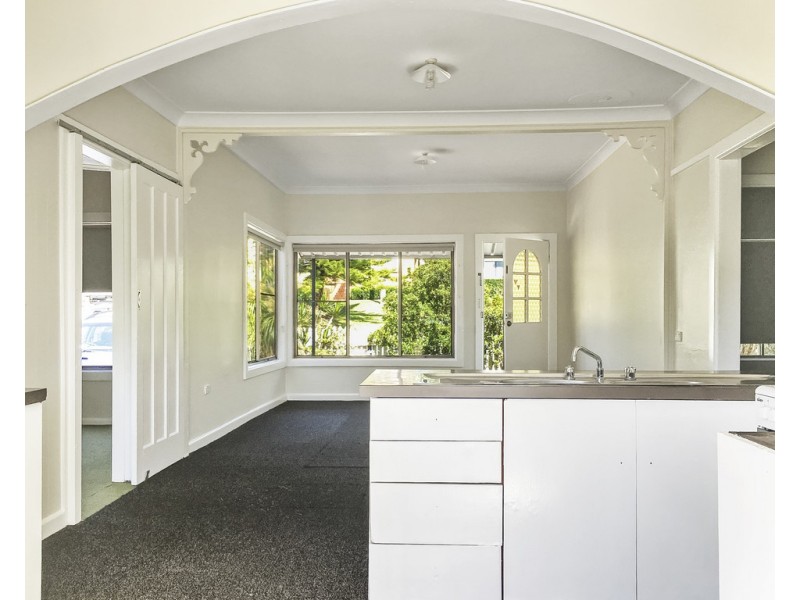 67 Walker Street, Helensburgh NSW 2508