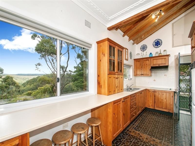 7 Southview Avenue, Stanwell Tops NSW 2508