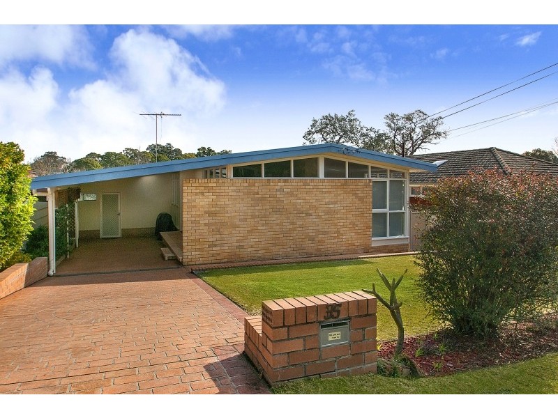 35 Wollybutt Road, Engadine NSW 2233