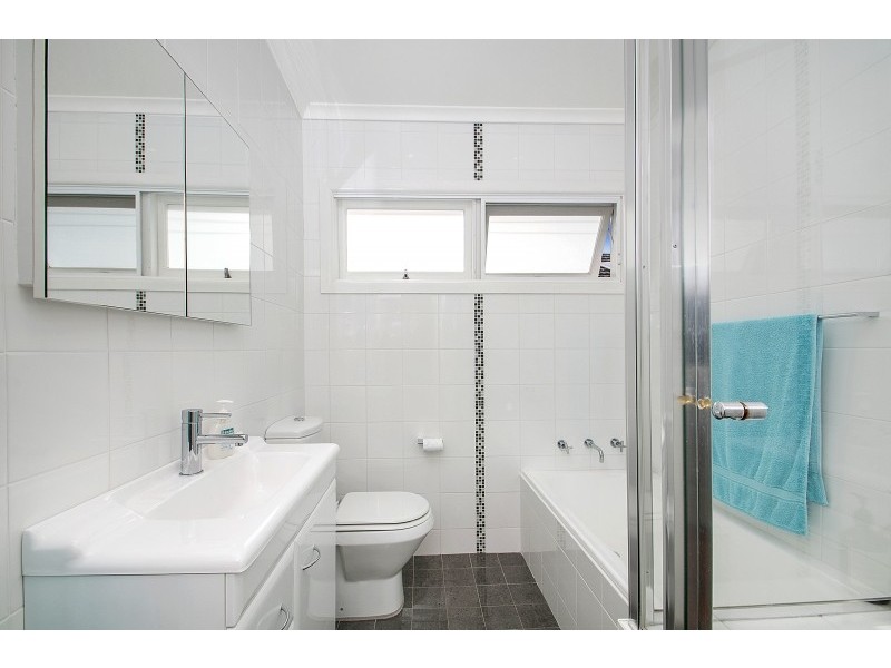 35 Wollybutt Road, Engadine NSW 2233