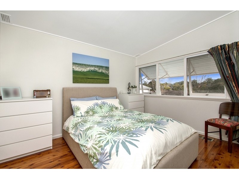 35 Wollybutt Road, Engadine NSW 2233