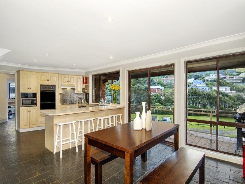 38 Lower Coast Road, Stanwell Park NSW 2508