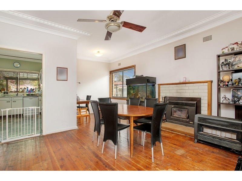 43 Parklands Avenue, Heathcote NSW 2233