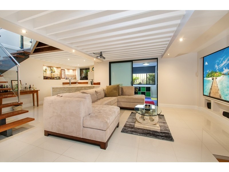 144 Garnet Road, Kirrawee NSW 2232